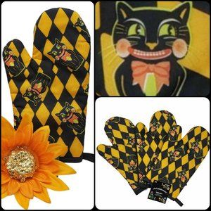 SCAREDY CAT Black Cat Halloween Oven Mitts 3 Pack